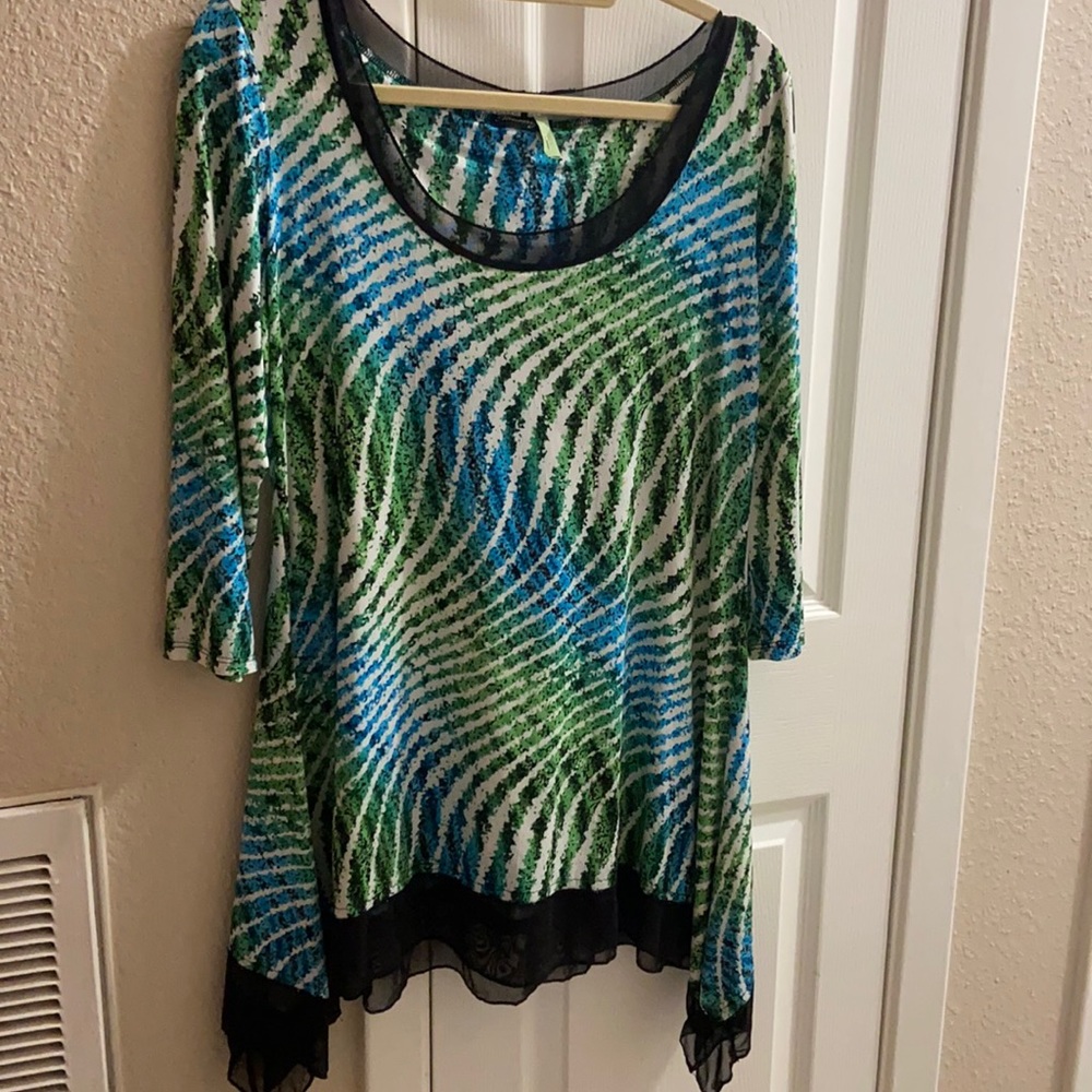 Women’s blouse